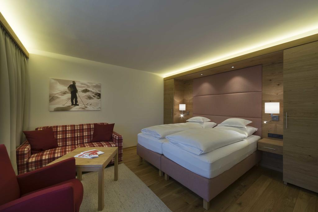 Hotel Garni Panorama Lech am Arlberg Pokoj fotografie