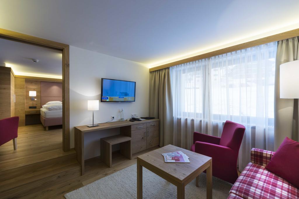 Hotel Garni Panorama Lech am Arlberg Pokoj fotografie